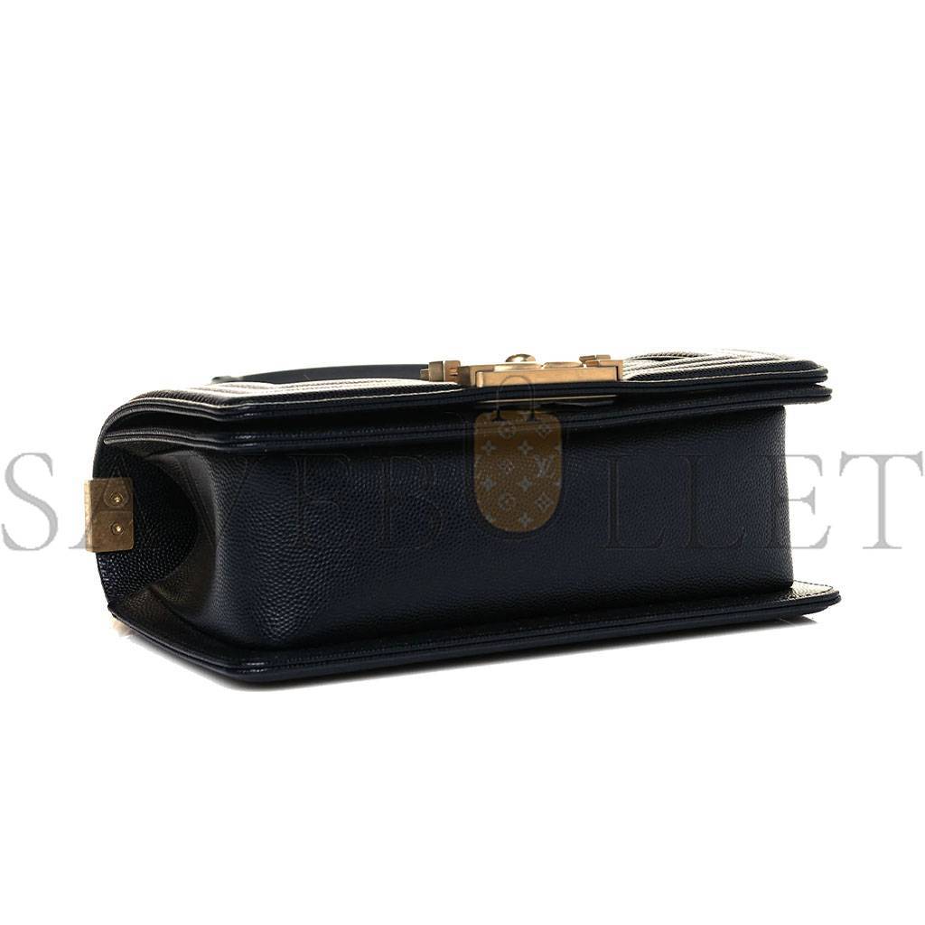 CHANEL MASTER SMALL BLACK CAVIAR LE BOY FLAP BAG WITH GOLD CHAIN A67085 (20.5*12*8.5cm)